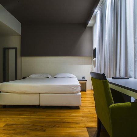 Hotel Mariet Romano di Lombardia Exterior foto